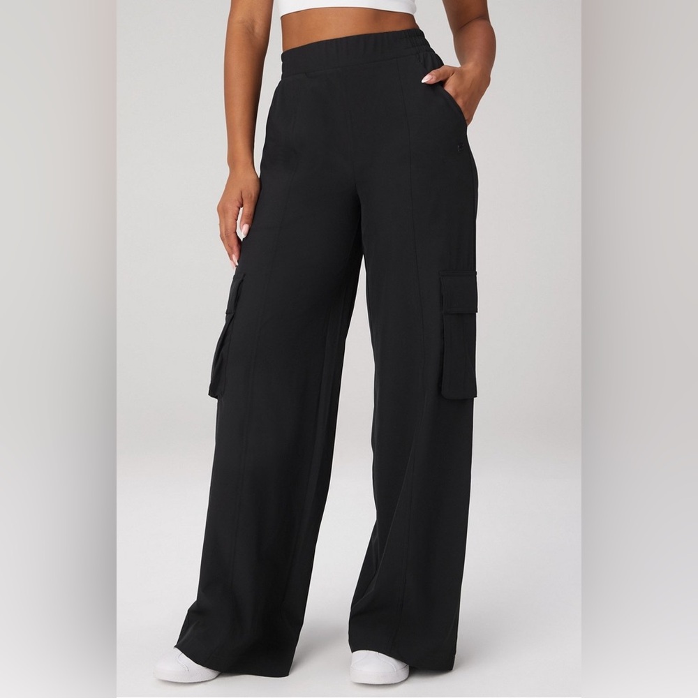 Fabletics Black Wide-Leg Cargo Pants
